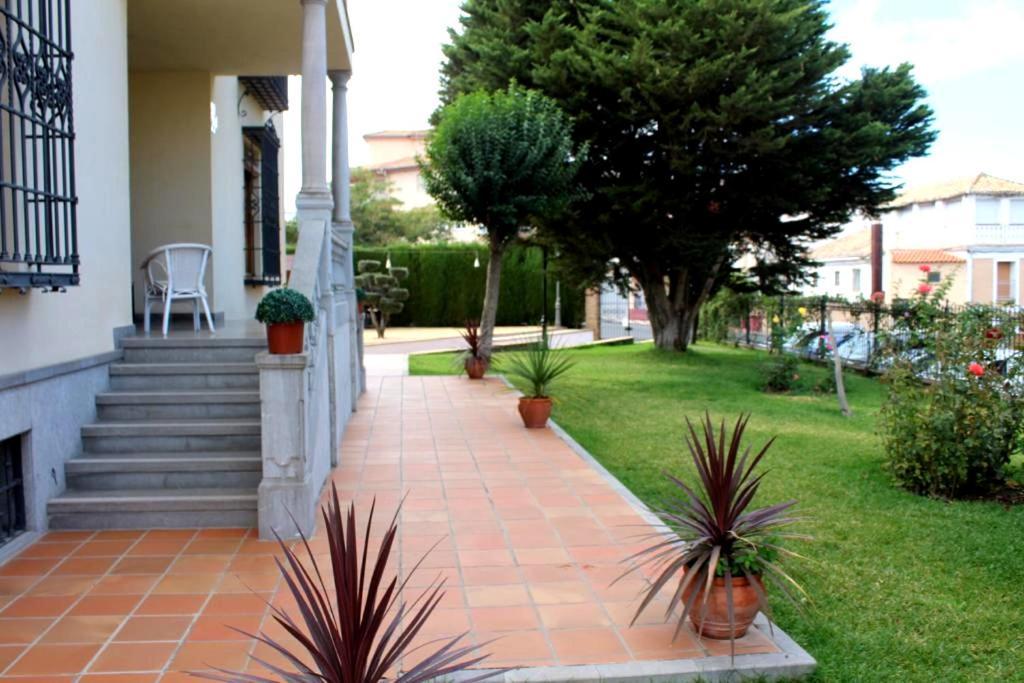Hotel La Zubia , Granada ภายนอก รูปภาพ